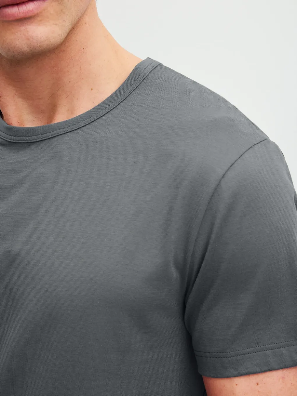 Kurzarm-Shirt