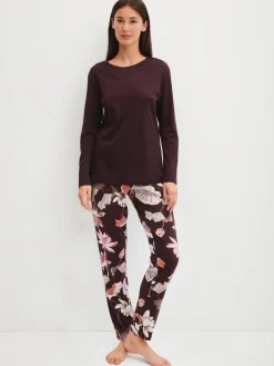 Pyjama, lang